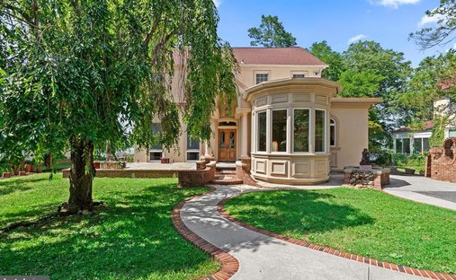 House in Beverly, New Jersey, United States 1