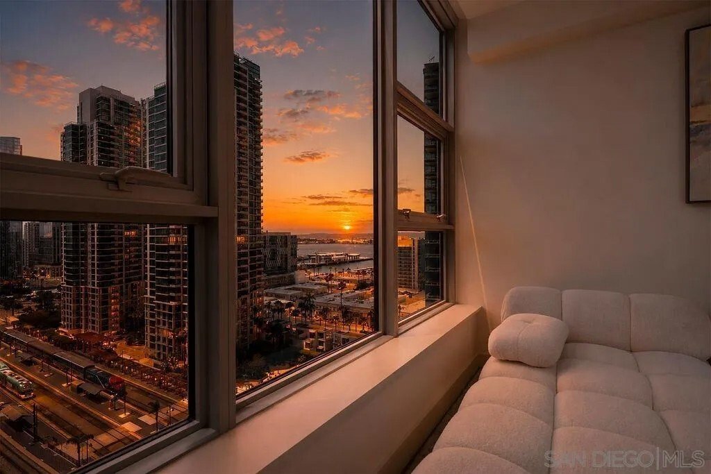 Condo in San Diego, California, United States 2 - 18366283