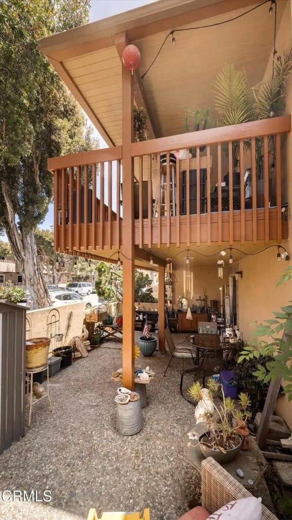 Goleta, California, United States 5 - 18366277