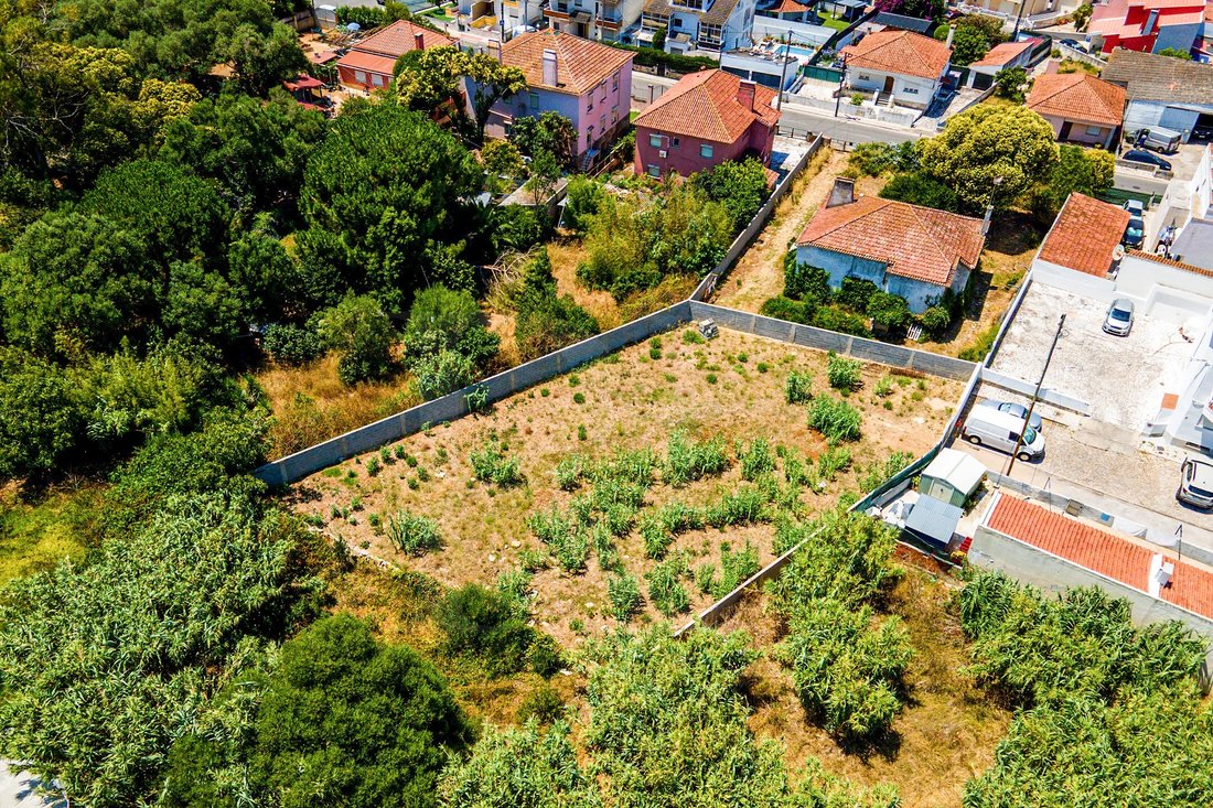 Land in Carcavelos e Parede, Lisbon, Portugal 1 - 18367292