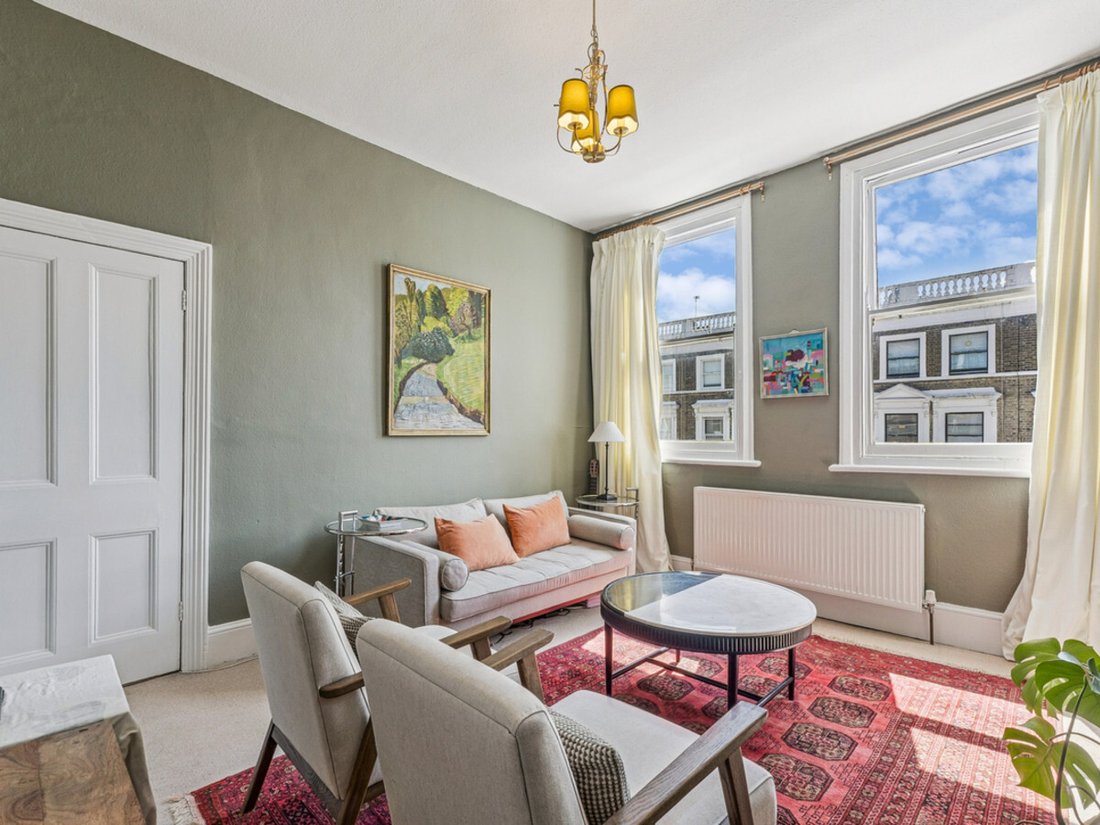 Apartment in Barons Court, Hammersmith and Fulham, England 2 - 18367084
