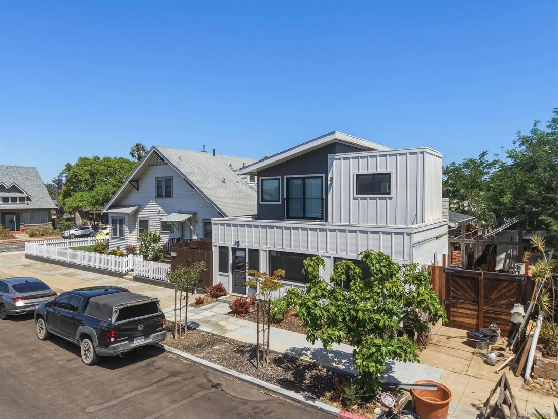 San Diego, California, United States 3 - 18366322
