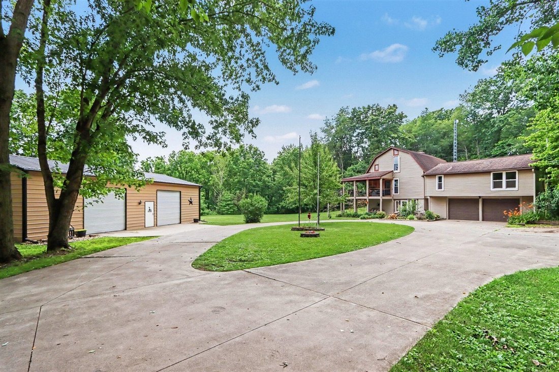 House in Marcellus, Michigan, United States 3 - 18366800
