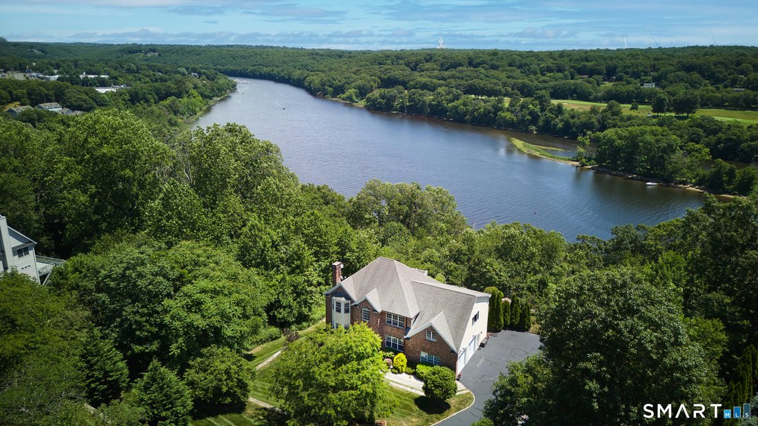 House in Shelton, Connecticut, United States 1 - 18369791