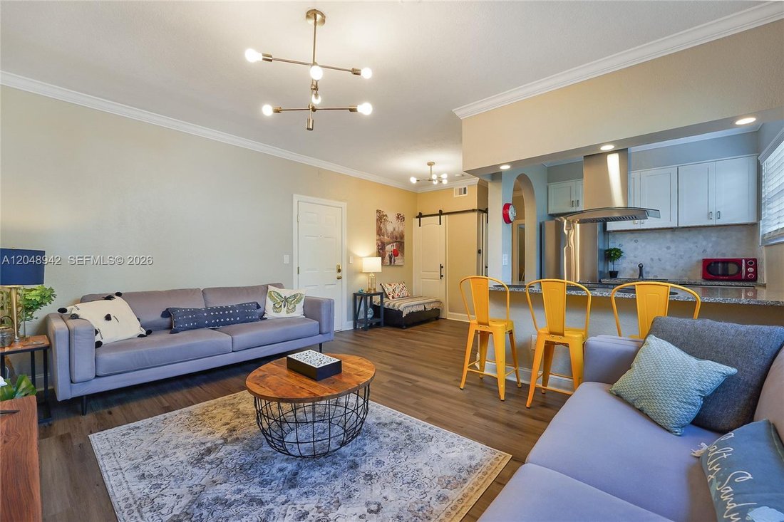 Condo in Miami Beach, Florida, United States 3 - 18367030