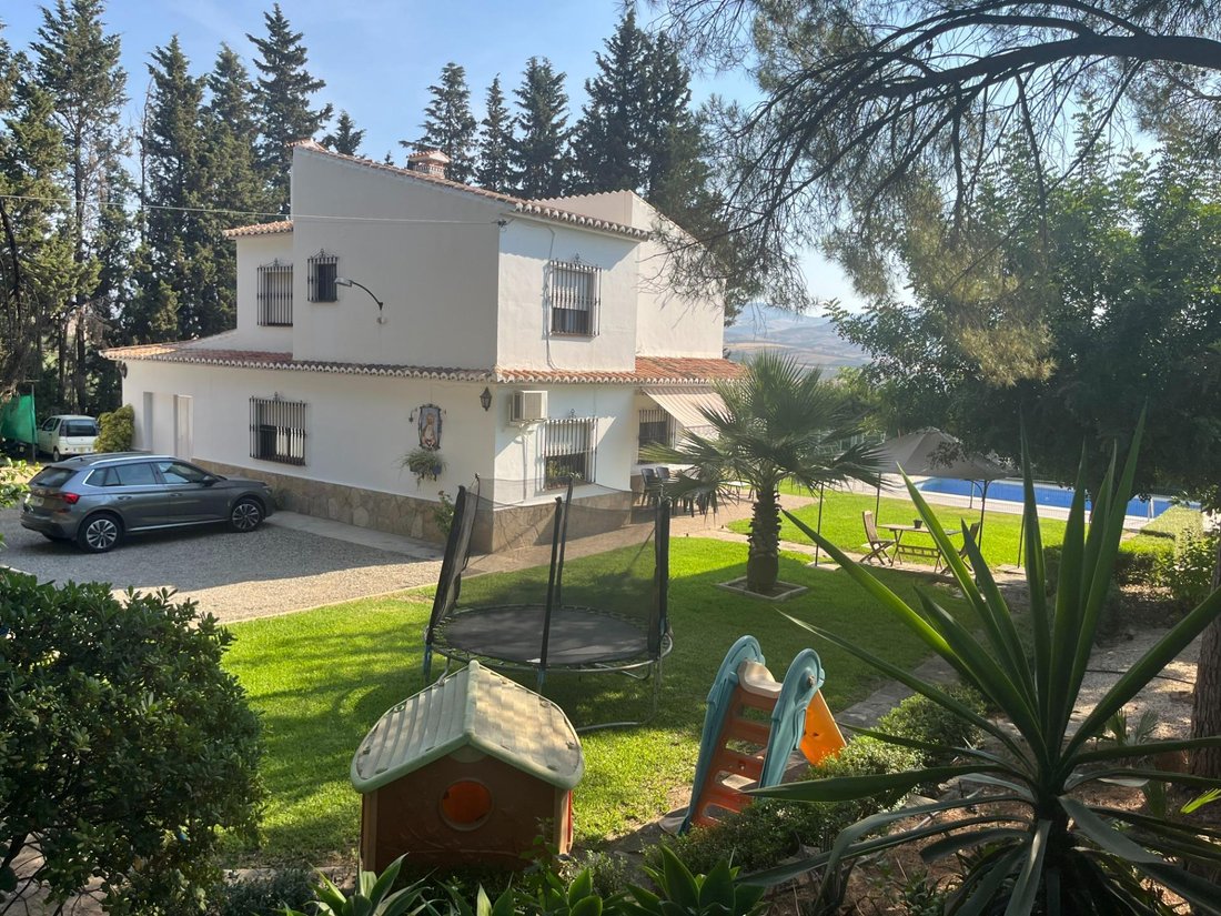 Villa in Alora, Andalusia, Spain 1 - 18366923