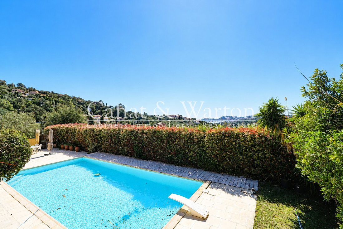 House in Sud, Cavalaire-sur-Mer, France 2 - 17505746