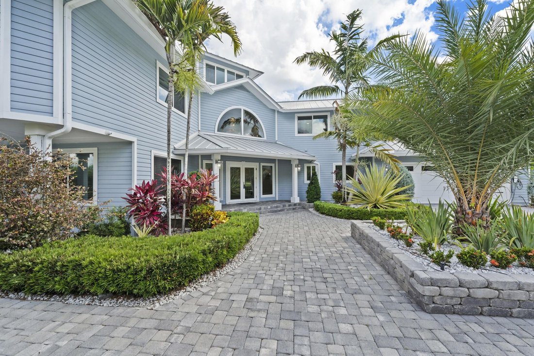 House in Stuart, Florida, United States 4 - 18369550