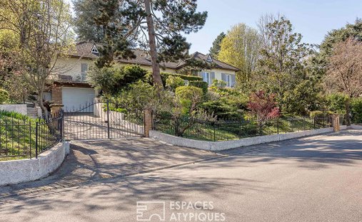 Villa in Centre et Nord Ouest, Saint-Didier-au-Mont-d'Or, France 1
