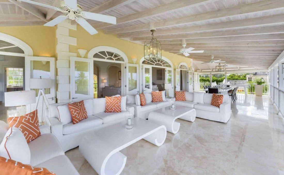 Villa in Holetown, Saint James, Barbados 1 - 18371045