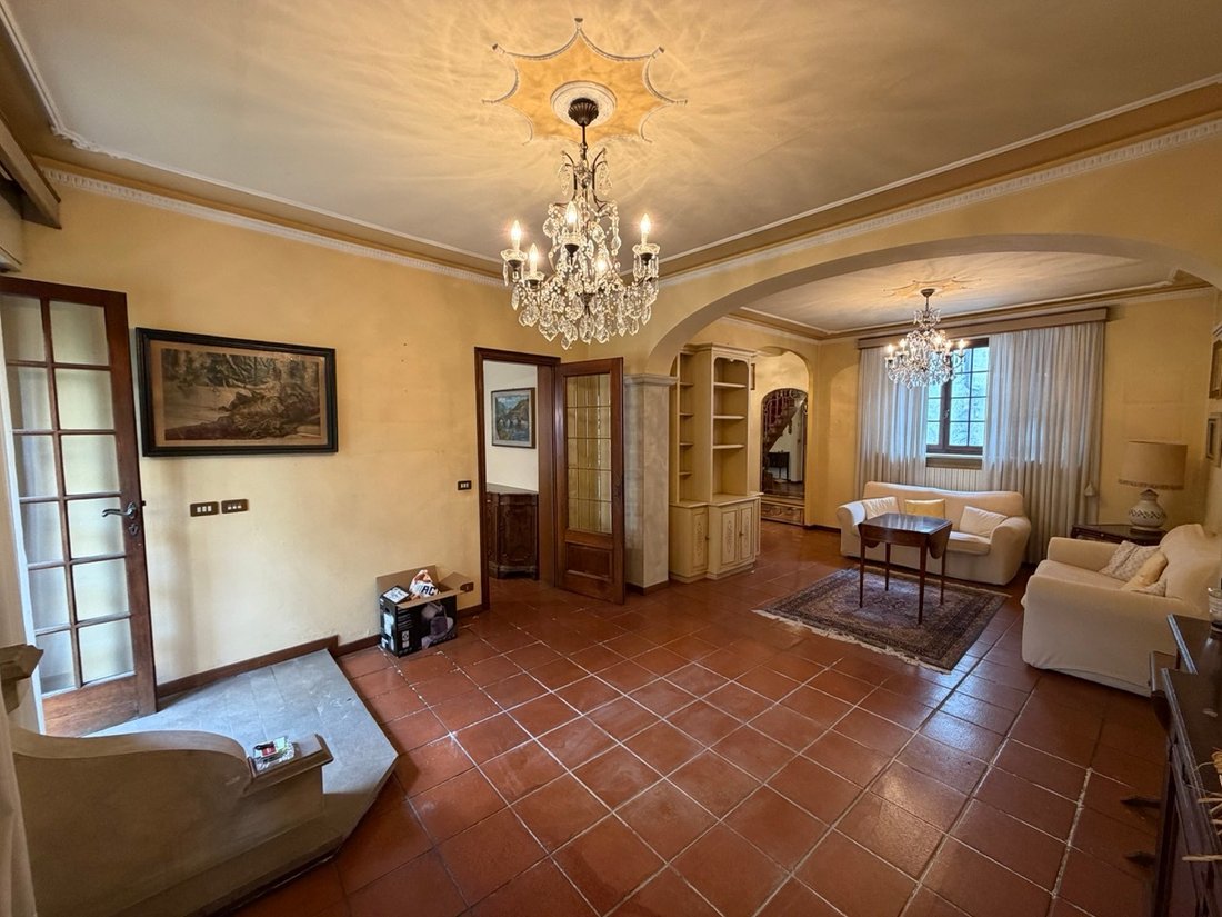Apartment in Historic Center, Lucca, Tuscany 4 - 18370195