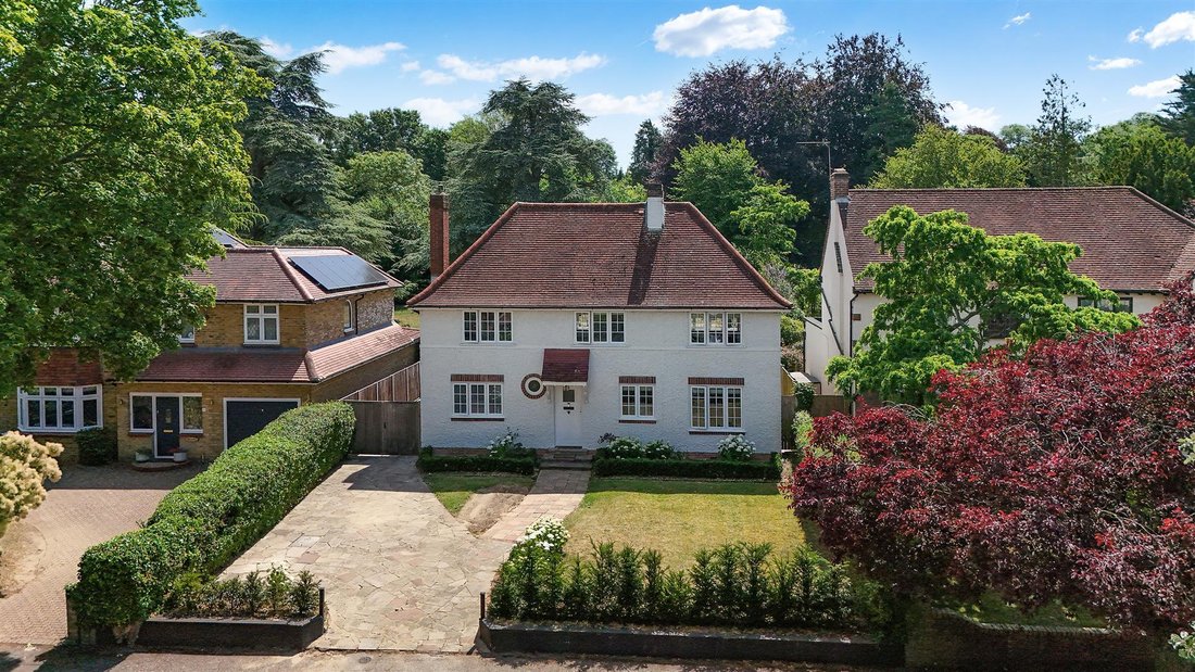 House in Nork, Reigate and Banstead, England 1 - 17303795