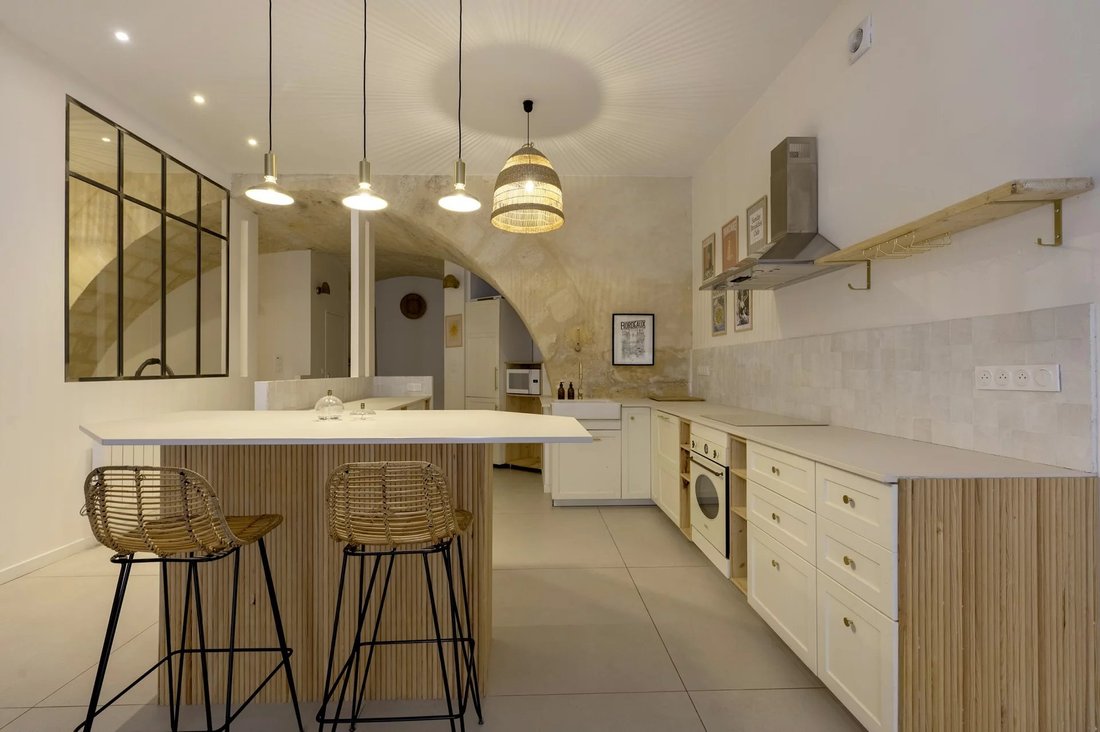 Apartment in Grand Parc-Chartrons-Paul Doumer, Bordeaux, France 1 - 18370174