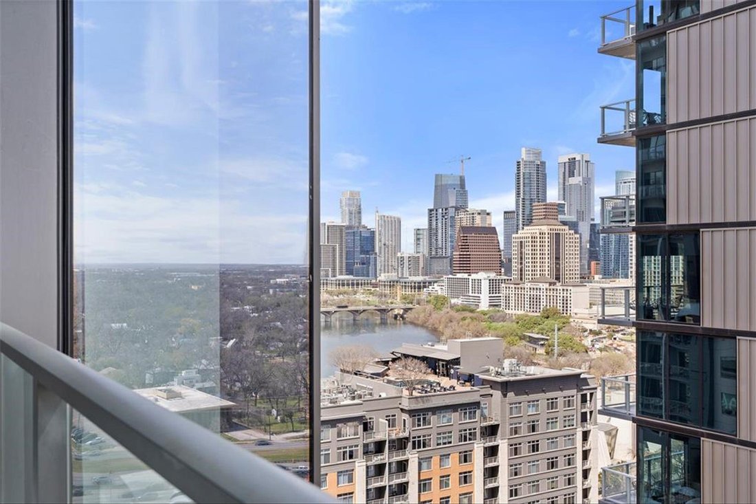 Condo in Austin, Texas, United States 1 - 18370003