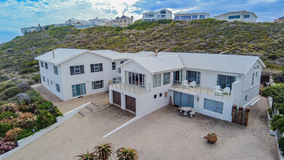 House in Yzerfontein, Western Cape, South Africa 1 - 18370099