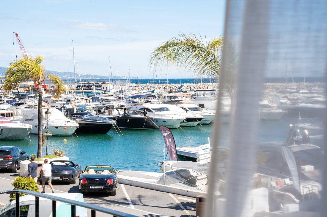 Apartment in Puerto Banus, Marbella, Spain 2 - 18370656