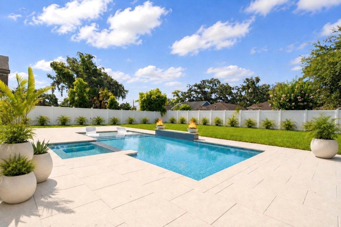 House in Tampa, Florida, United States 2 - 18370297