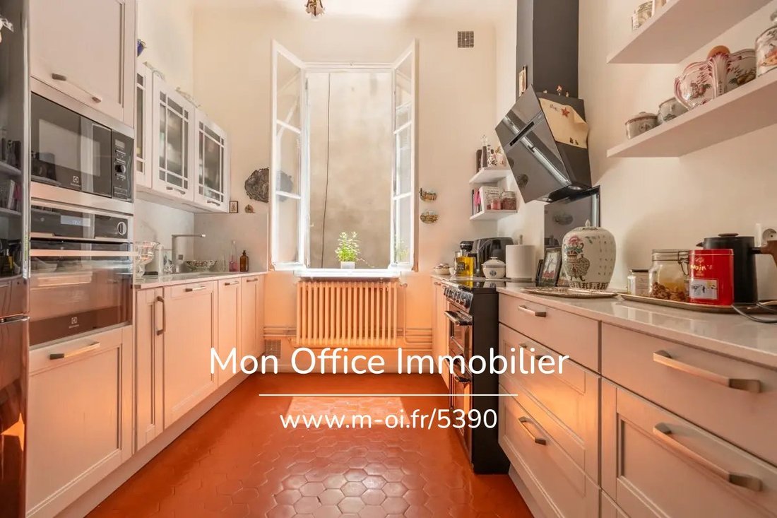 Apartment in Comtale-Cente-Cours Mirabeau, Aix-en-Provence, France 5 - 18370210