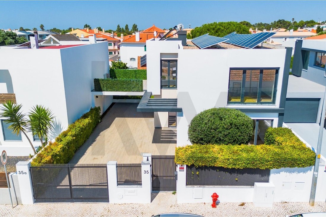 Townhouse in Alcabideche, Lisbon, Portugal 1 - 18258632