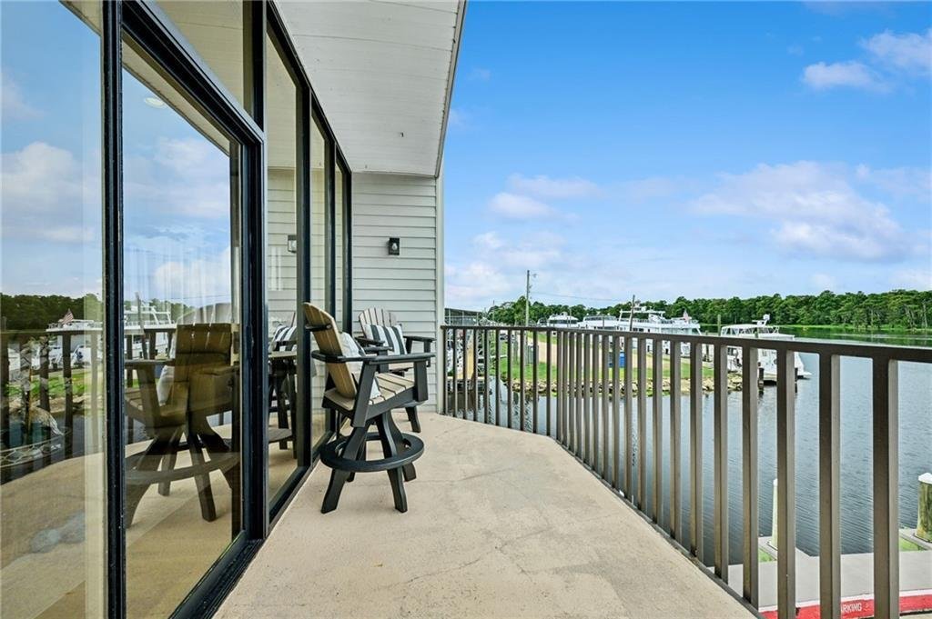 Townhouse in Madisonville, Louisiana, United States 4 - 18370226