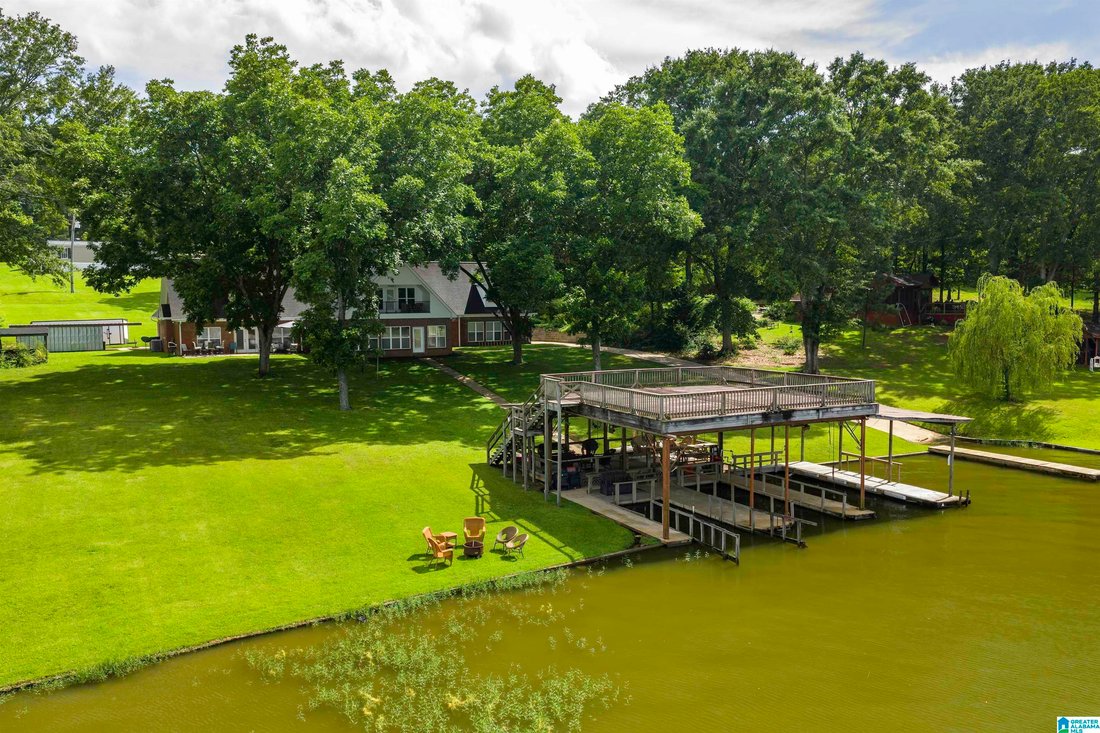 House in Pell City, Alabama, United States 4 - 18370323