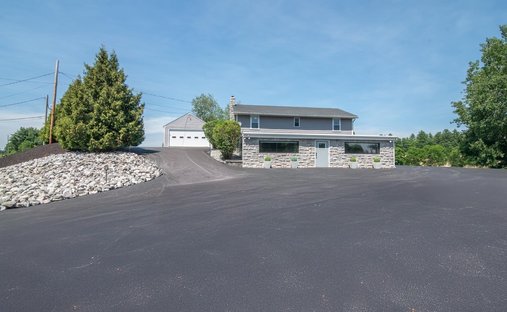 House in Bow, New Hampshire, United States 1
