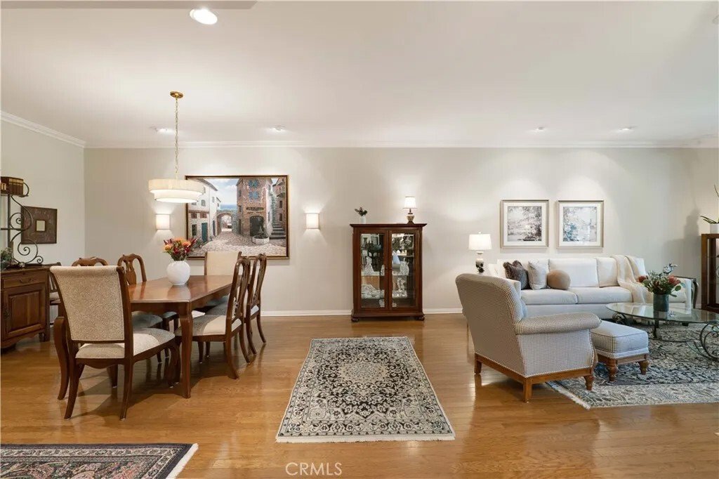 Condo in Los Angeles, California, United States 3 - 18247837
