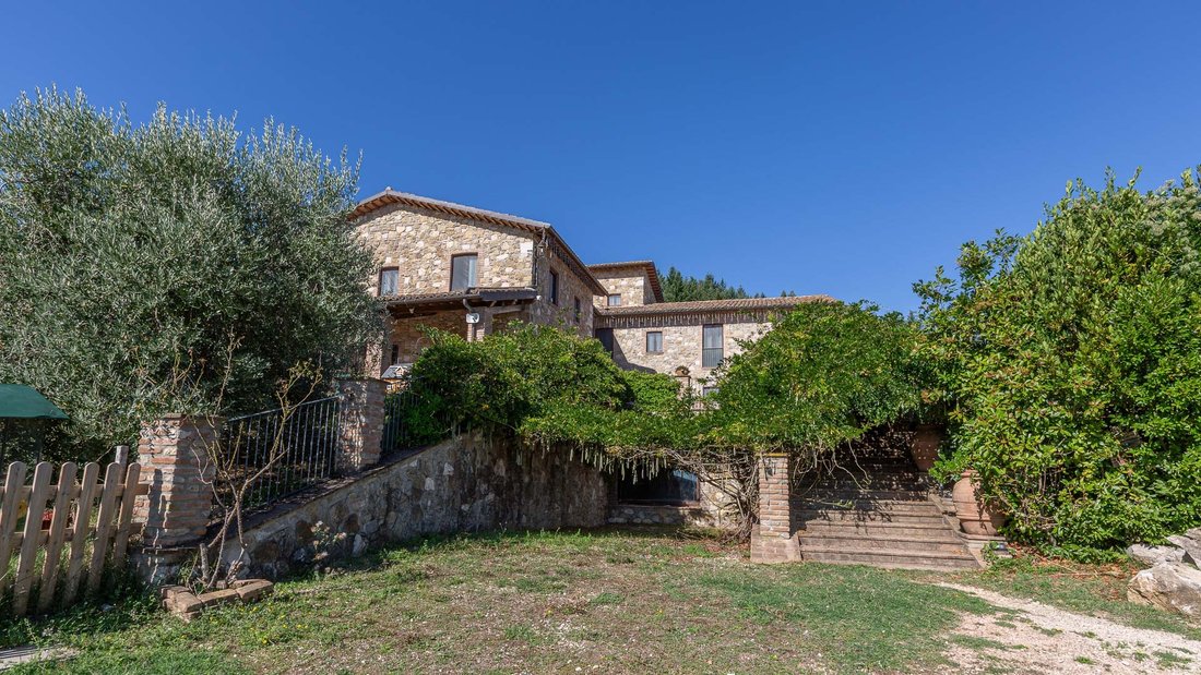 Country House in San Venanzo, Umbria, Italy 2 - 18371221