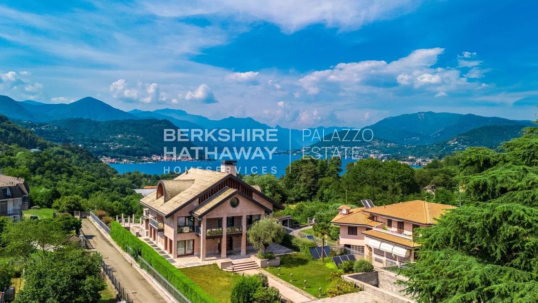 Villa in San Maurizio d'Opaglio, Piedmont, Italy 3 - 18371135