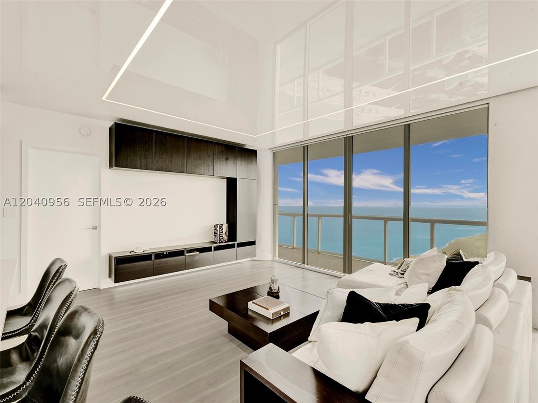Condo in Miami Beach, Florida, United States 5 - 18371020