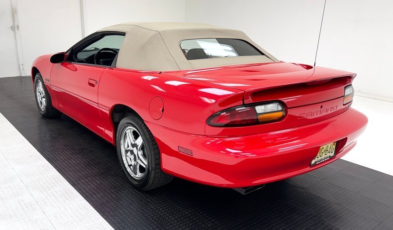 Cabriolet in Morgantown, United States 5 - 18371072