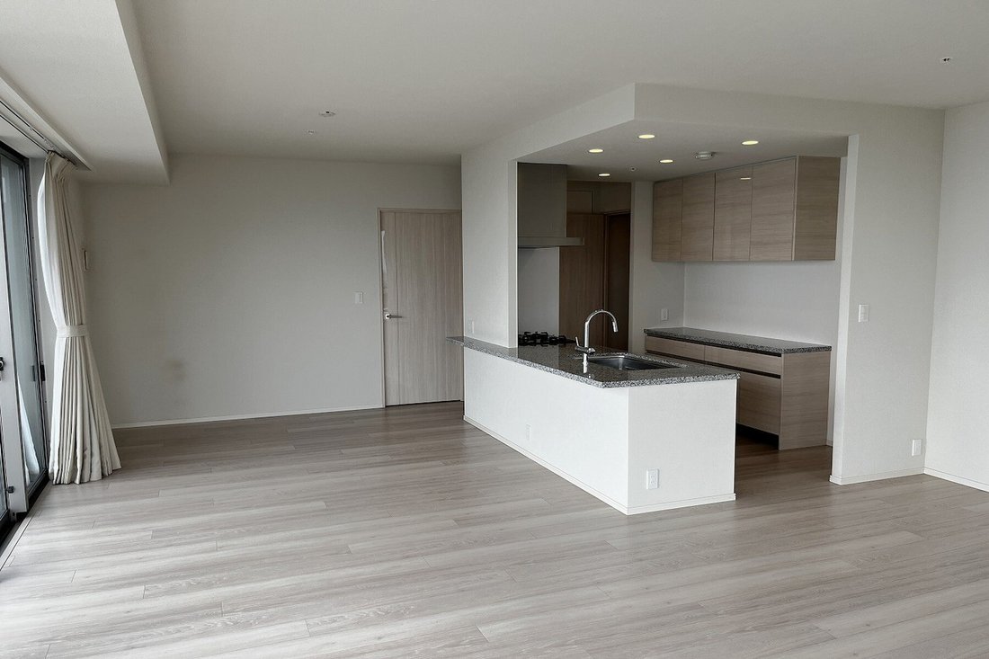 Condo in Chuo City, Tokyo, Japan 4 - 18371096
