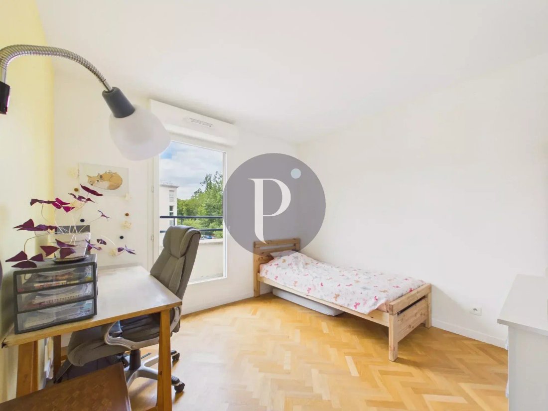 Apartment in Anatole France, Le Plessis-Robinson, France 5 - 18370823