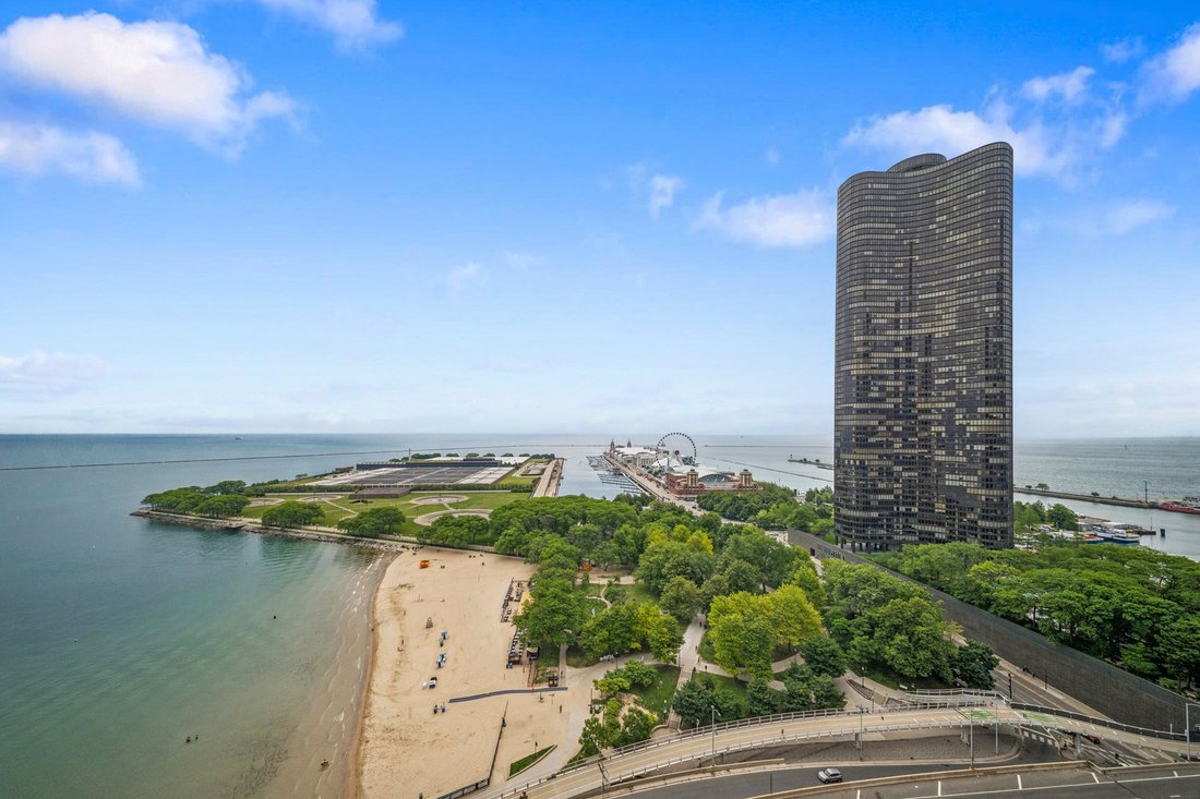 Condo in Chicago, Illinois, United States 4 - 18370833