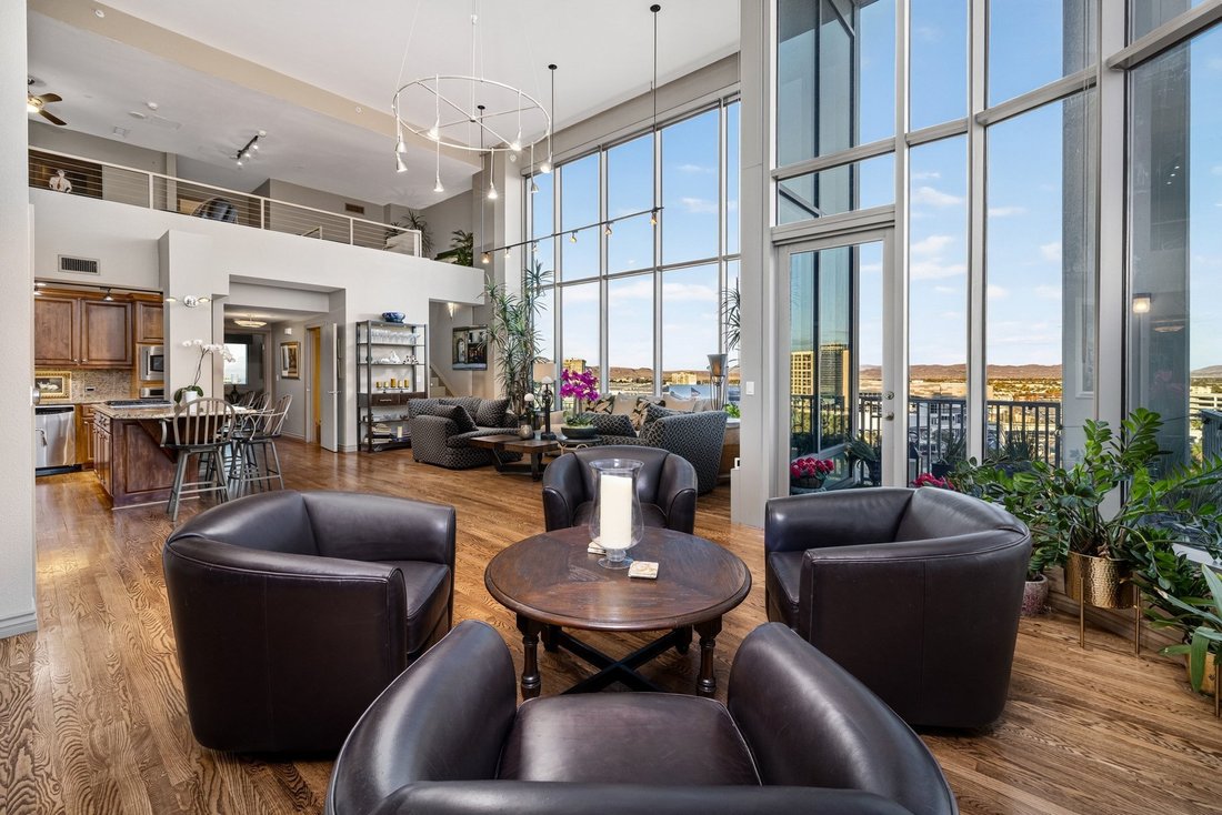 Condo in Las Vegas, Nevada, United States 3 - 18371125