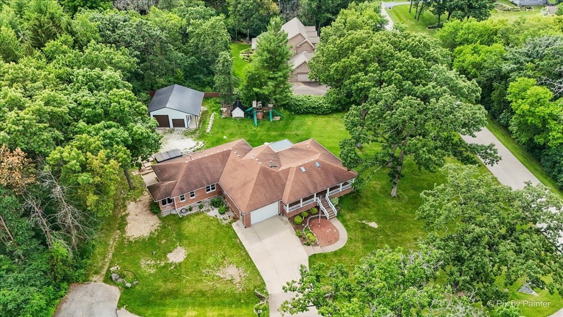 House in Johnsburg, Illinois, United States 5 - 18370972