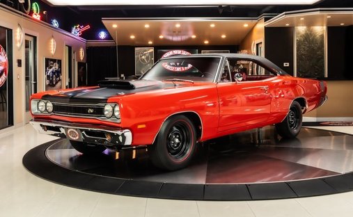 Rotisserie Restored A12! 440ci Six Pack V8  A833 4-Speed  Dana 60  Lift Off Hood in Plymouth, United States 1