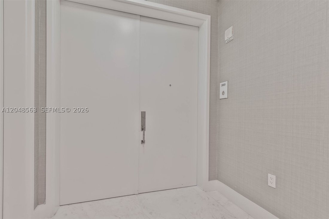 Condo in Golden Beach, Florida, United States 3 - 18371011