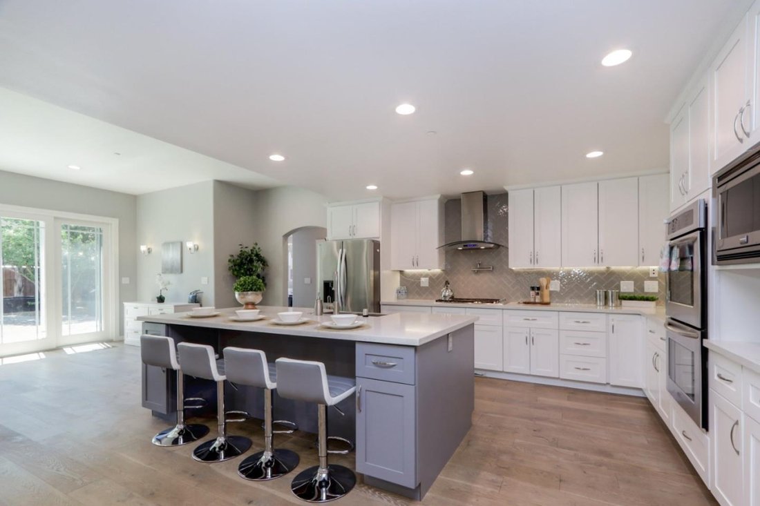 House in Redwood City, California, United States 1 - 18370856