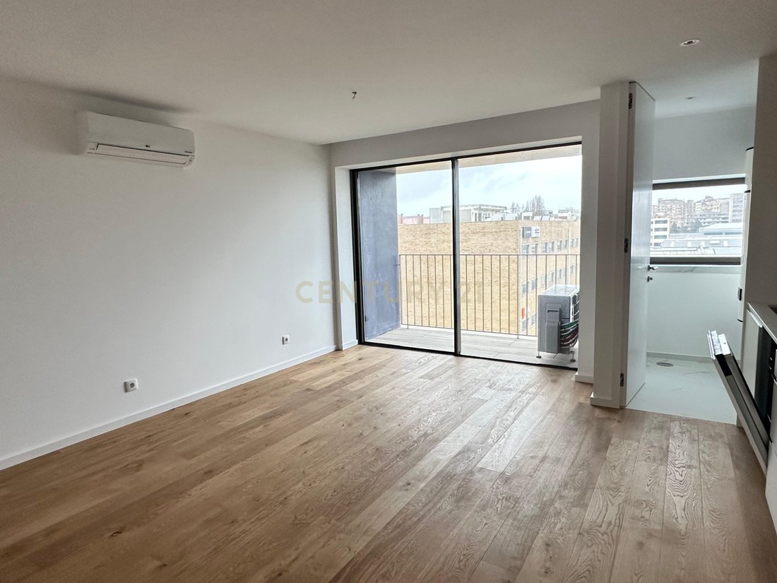 Apartment in Matosinhos e Leca da Palmeira, Porto District, Portugal 2 - 17444259
