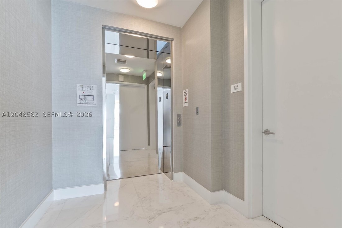 Condo in Golden Beach, Florida, United States 4 - 18371011