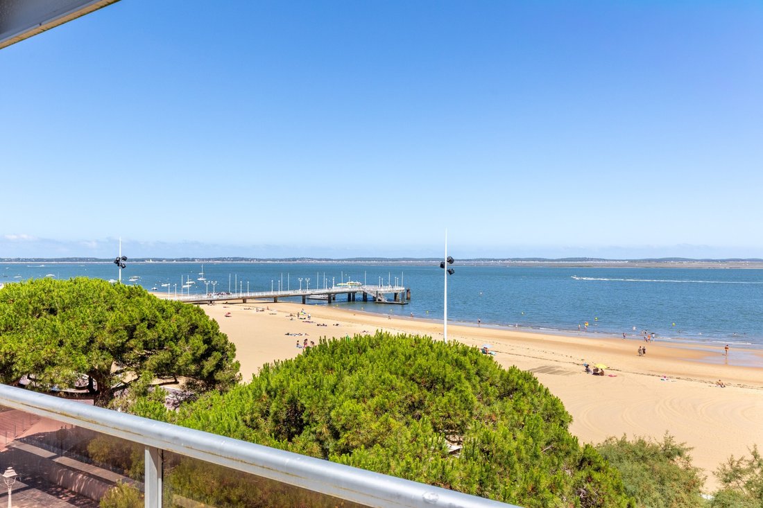 Apartment in Aiguillon, Arcachon, France 1 - 18371080