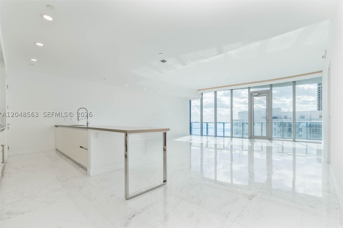Condo in Golden Beach, Florida, United States 5 - 18371011