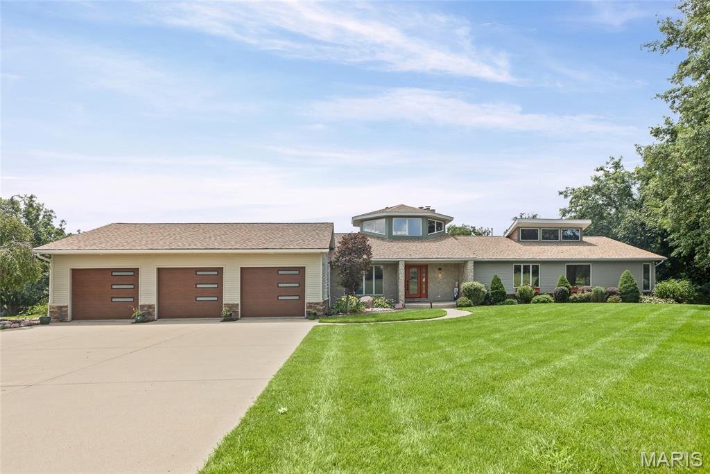 House in Smithton, Illinois, United States 2 - 18370996