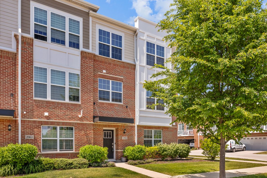 Condo in Naperville, Illinois, United States 2 - 18370922