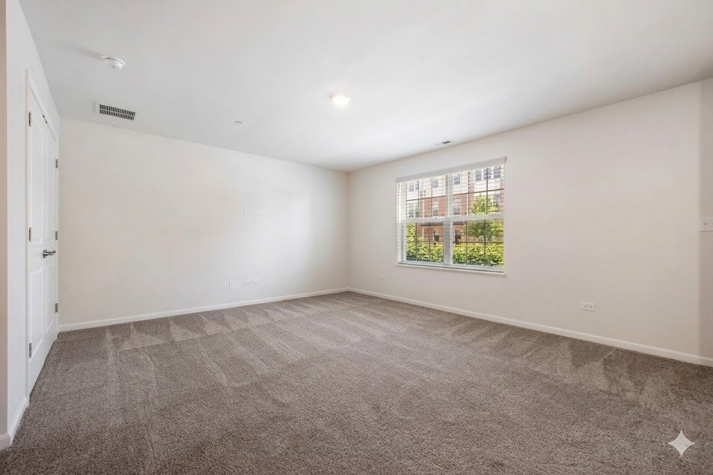 Condo in Naperville, Illinois, United States 5 - 18370922