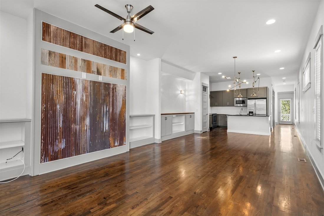 Co Op in Nashville, Tennessee, United States 3 - 18370810
