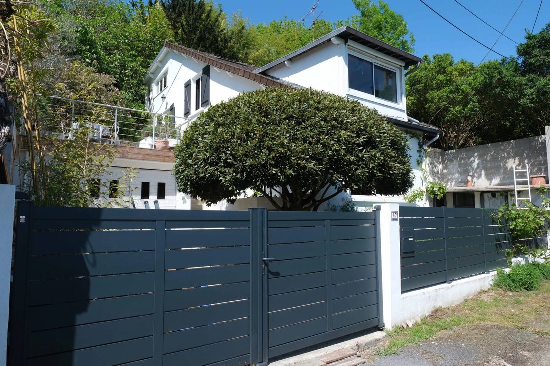 House in Sud, Le Mesnil-le-Roi, France 3 - 15677372