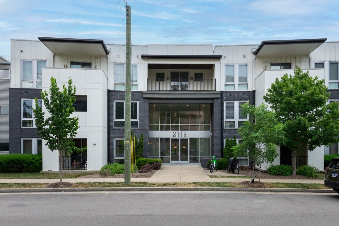 Condo in Nashville, Tennessee, United States 2 - 18370766