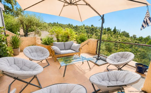 Villa in La Londe-les-Maures, Provence-Alpes-Côte d'Azur, France 1